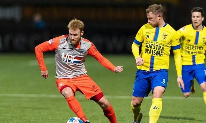 赛中取得佳 赛中取得佳