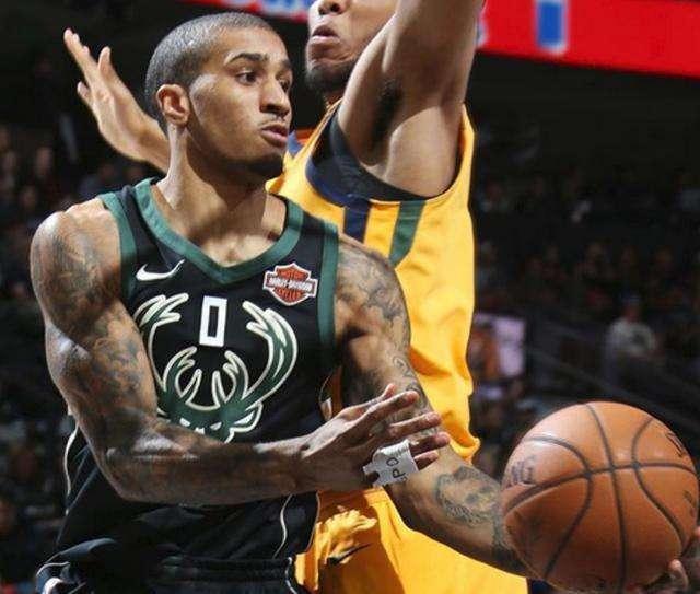 宣布对一支 宣布对一支